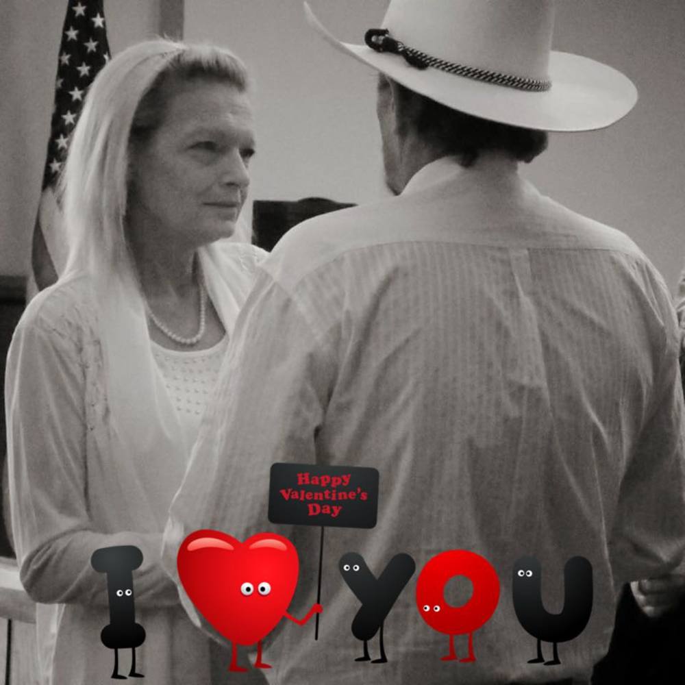 Meet your Posher, Debbie